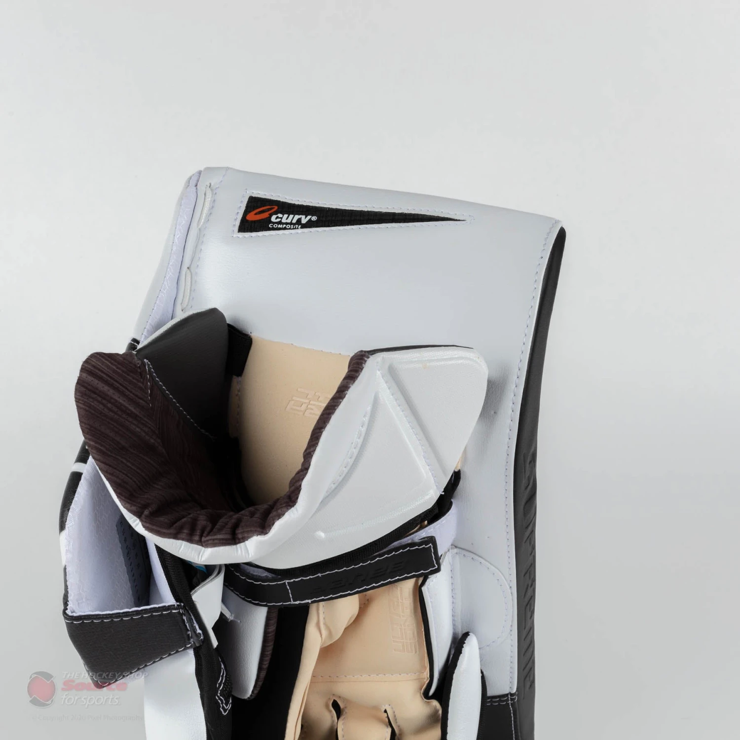 Bauer Supreme UltraSonic Senior Goalie Blocker 10 Bauer Supreme UltraSonic Senior Goalie Blocker - Image 8