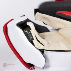 Bauer Vapor HyperLite Senior Goalie Blocker -Hockey Equipment bauer blockers bauer vapor hyperlite senior goalie blocker 27972274356290