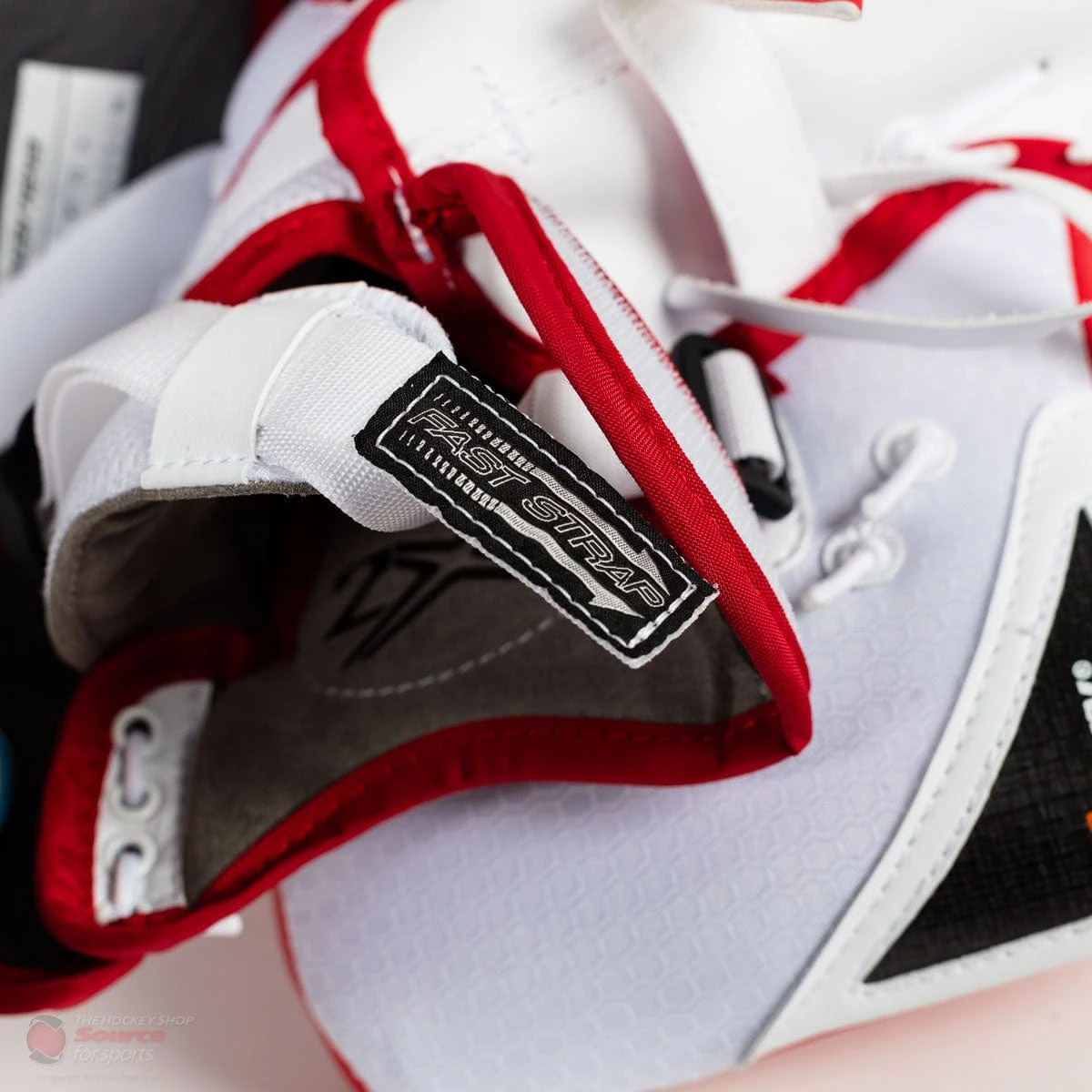 Bauer Vapor 2X Intermediate Goalie Catcher 12 Bauer Vapor 2X Intermediate Goalie Catcher - Image 10