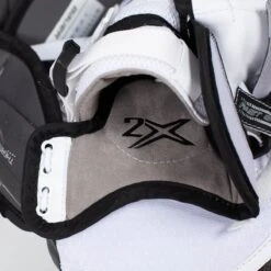 Bauer Vapor 2X Senior Goalie Catcher 27 Bauer Vapor 2X Senior Goalie Catcher -Hockey Equipment bauer catchers bauer vapor 2x senior goalie catcher 30351737061442