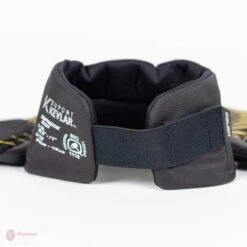 Bauer Supreme Senior Goalie Neck Guard -Hockey Equipment bauer goalie neck guards bauer supreme senior goalie neck guard 4566126329922