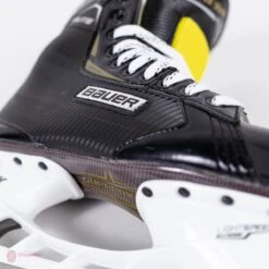 Bauer Supreme Elite Junior Hockey Skates (2018) -Hockey Equipment bauer hockey skates bauer supreme elite junior hockey skates 2018 4566210740290