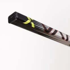 Bauer Vapor HyperLite 2 Junior Hockey Stick - 30 Flex -Hockey Equipment bauer hockey sticks bauer vapor hyperlite2 junior hockey stick 30 flex 30560503955522