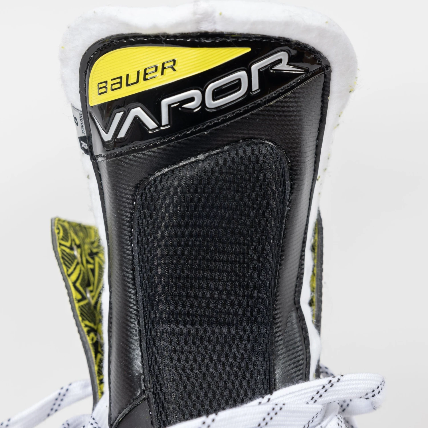 Bauer Vapor X3.5 Intermediate Roller Hockey Skates 17 Bauer Vapor X3.5 Intermediate Roller Hockey Skates - Image 15