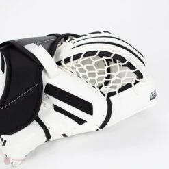 Brian's OPTiK 9.0 Senior Goalie Catcher -Hockey Equipment brian s catchers brian s optik 9 0 senior goalie catcher 5670384533570