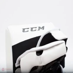 CCM Extreme Flex E4.5 Junior Goalie Blocker - Source Exclusive -Hockey Equipment ccm blockers ccm extreme flex e4 5 junior goalie blocker source exclusive 5310649761858