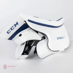 CCM Extreme Flex E5.5 Junior Goalie Blocker -Hockey Equipment ccm blockers ccm extreme flex e5 5 junior goalie blocker 27988469153858