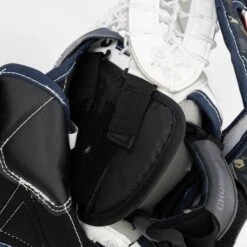 CCM Axis 2.9 Intermediate Goalie Catcher -Hockey Equipment ccm catchers ccm axis 2 9 intermediate goalie catcher 29106115543106