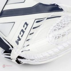 CCM Axis A1.5 Junior Goalie Catcher -Hockey Equipment ccm catchers ccm axis a1 5 junior goalie catcher 13994169040962
