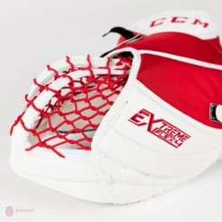 CCM Extreme Flex 4 Pro Senior Goalie Catcher 23 CCM Extreme Flex 4 Pro Senior Goalie Catcher -Hockey Equipment ccm catchers ccm extreme flex 4 pro senior goalie catcher 5314627010626