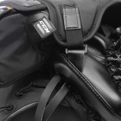 CCM Extreme Flex 5 Senior Goalie Catcher - 580 Break Angle -Hockey Equipment ccm catchers ccm extreme flex 5 senior goalie catcher 580 break angle 28808150614082