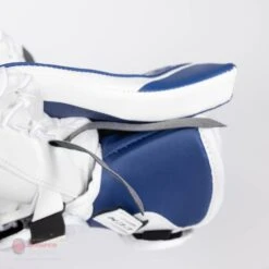 CCM Extreme Flex E5.5 Junior Goalie Catcher 25 CCM Extreme Flex E5.5 Junior Goalie Catcher -Hockey Equipment ccm catchers ccm extreme flex e5 5 junior goalie catcher 27972557537346