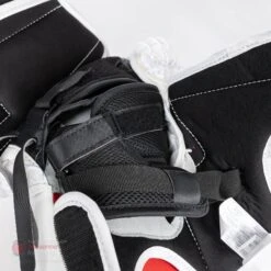 CCM Extreme Flex E5.5 Senior Goalie Catcher -Hockey Equipment ccm catchers ccm extreme flex e5 5 senior goalie catcher 27988515848258