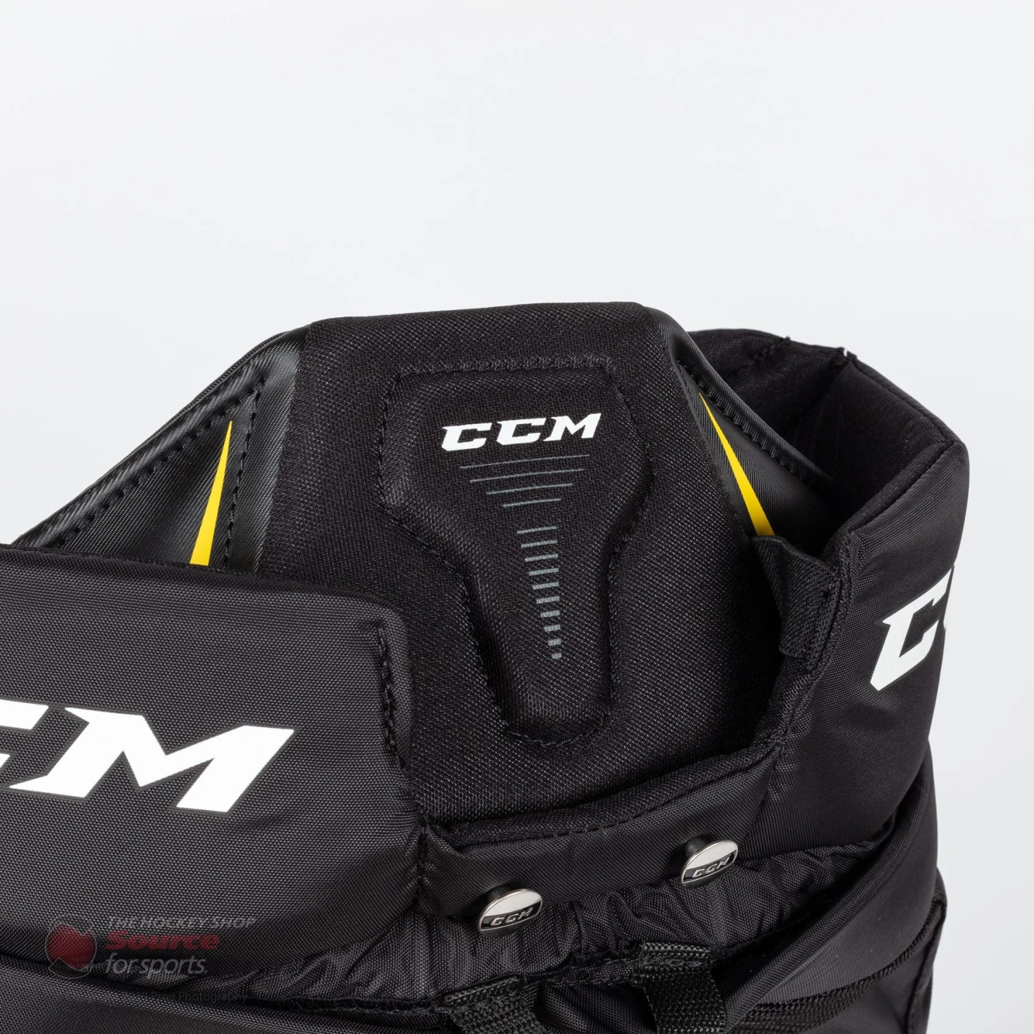 CCM Axis A1.5 Junior Goalie Pants 9 CCM Axis A1.5 Junior Goalie Pants - Image 7