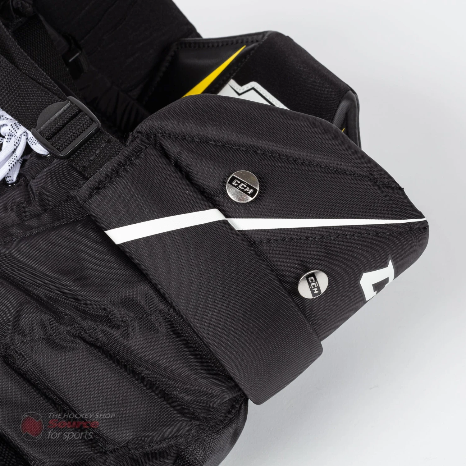 CCM Axis A1.5 Junior Goalie Pants 6 CCM Axis A1.5 Junior Goalie Pants - Image 4