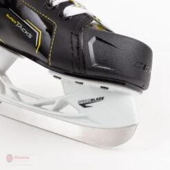 CCM Super Tacks 9380 Youth Hockey Skates 18 CCM Super Tacks 9380 Youth Hockey Skates -Hockey Equipment ccm hockey skates ccm super tacks 9380 youth hockey skates 14186462249026