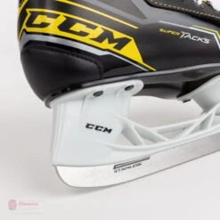 CCM Super Tacks 9380 Youth Hockey Skates 17 CCM Super Tacks 9380 Youth Hockey Skates -Hockey Equipment ccm hockey skates ccm super tacks 9380 youth hockey skates 14186462314562