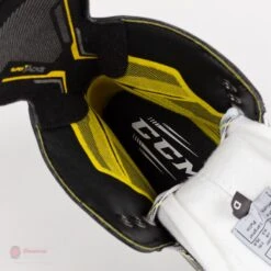 CCM Super Tacks Vector Senior Hockey Skates (2020) -Hockey Equipment ccm hockey skates ccm super tacks vector senior hockey skates 2020 14186538238018