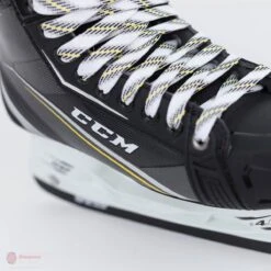 CCM Tacks 9090 Junior Hockey Skates -Hockey Equipment ccm hockey skates ccm tacks 9090 junior hockey skates 4566115811394