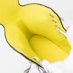 CCM Tacks AS560 Intermediate Hockey Skates -Hockey Equipment ccm hockey skates ccm tacks as560 intermediate hockey skates 29106040930370