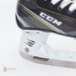 CCM Tacks Vector Junior Skates (2018) 27 CCM Tacks Vector Junior Skates (2018) -Hockey Equipment ccm hockey skates ccm tacks vector junior skates 2018 4566185803842