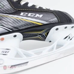 CCM Tacks Vector Junior Skates (2018) 28 CCM Tacks Vector Junior Skates (2018) -Hockey Equipment ccm hockey skates ccm tacks vector junior skates 2018 4566185869378