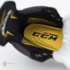 CCM Tacks Vector Junior Skates (2018) 33 CCM Tacks Vector Junior Skates (2018) -Hockey Equipment ccm hockey skates ccm tacks vector junior skates 2018 4566186033218