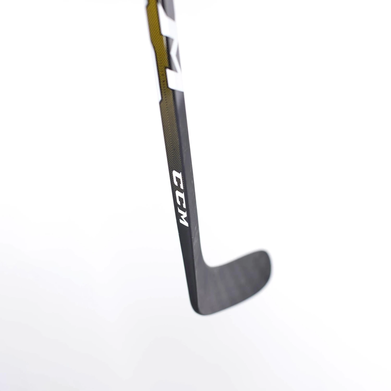 CCM Tacks 9080 Intermediate Hockey Stick 10 CCM Tacks 9080 Intermediate Hockey Stick - Image 8