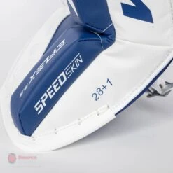 CCM Extreme Flex E5.5 Junior Goalie Leg Pads -Hockey Equipment ccm leg pads ccm extreme flex e5 5 junior goalie leg pads 27988492910658