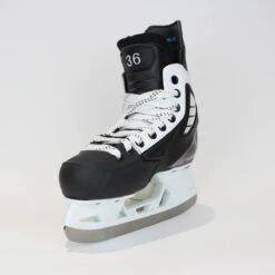 TRUE Player Junior Hockey Skates - Pro Stock - VH Holder - White Side - Size 4 -Hockey Equipment true hockey skates true player junior hockey skates pro stock vh holder white side size 4 4 r standard 15186594037826