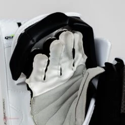 Vaughn Ventus SLR2 Pro Carbon Senior Goalie Blocker 26 Vaughn Ventus SLR2 Pro Carbon Senior Goalie Blocker -Hockey Equipment vaughn blockers vaughn ventus slr2 pro carbon senior goalie blocker 5312867074114