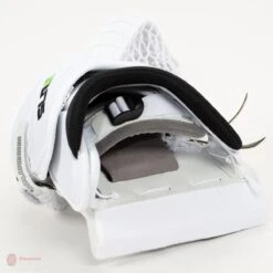 Vaughn Ventus SLR2-ST Pro Senior Goalie Catcher -Hockey Equipment vaughn catchers vaughn ventus slr2 st pro senior goalie catcher 5670465470530