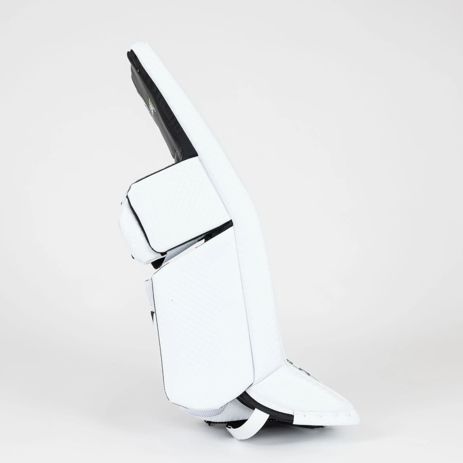 Vaughn Ventus SLR3 Junior Goalie Leg Pads 6 Vaughn Ventus SLR3 Junior Goalie Leg Pads - Image 4