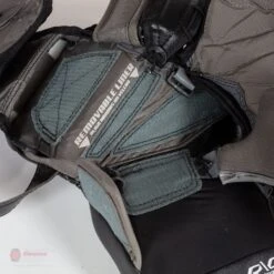 Warrior Ritual G5 Pro Senior Goalie Catcher -Hockey Equipment warrior catchers warrior ritual g5 pro senior goalie catcher 14051005333570