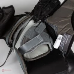 Warrior Ritual GT2 Pro Senior Goalie Catcher 27 Warrior Ritual GT2 Pro Senior Goalie Catcher -Hockey Equipment warrior catchers warrior ritual gt2 pro senior goalie catcher 5024686473282