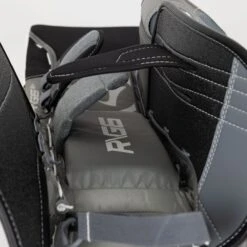 Warrior Ritual G6 E+ Junior Goalie Leg Pads -Hockey Equipment warrior leg pads warrior ritual g6 e junior goalie leg pads 29086630215746