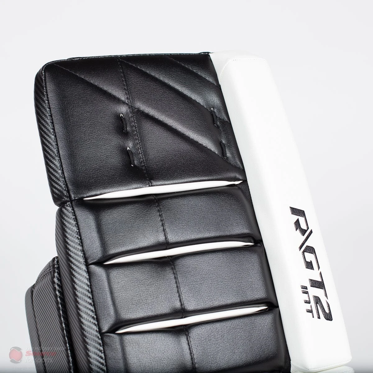 Warrior Ritual GT2 Intermediate Goalie Leg Pads - Source Exclusive 4 Warrior Ritual GT2 Intermediate Goalie Leg Pads - Source Exclusive - Image 2